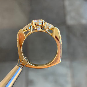 ~2.75 Carat tw Round Diamond Engagement Ring, 14 Karat Gold, Ben Dannie
