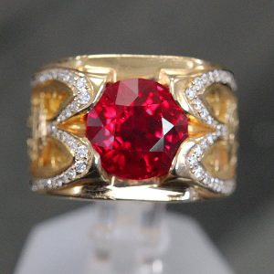 Pigeon Blood Burma Ruby and Diamond Ring - 4.02 Carat